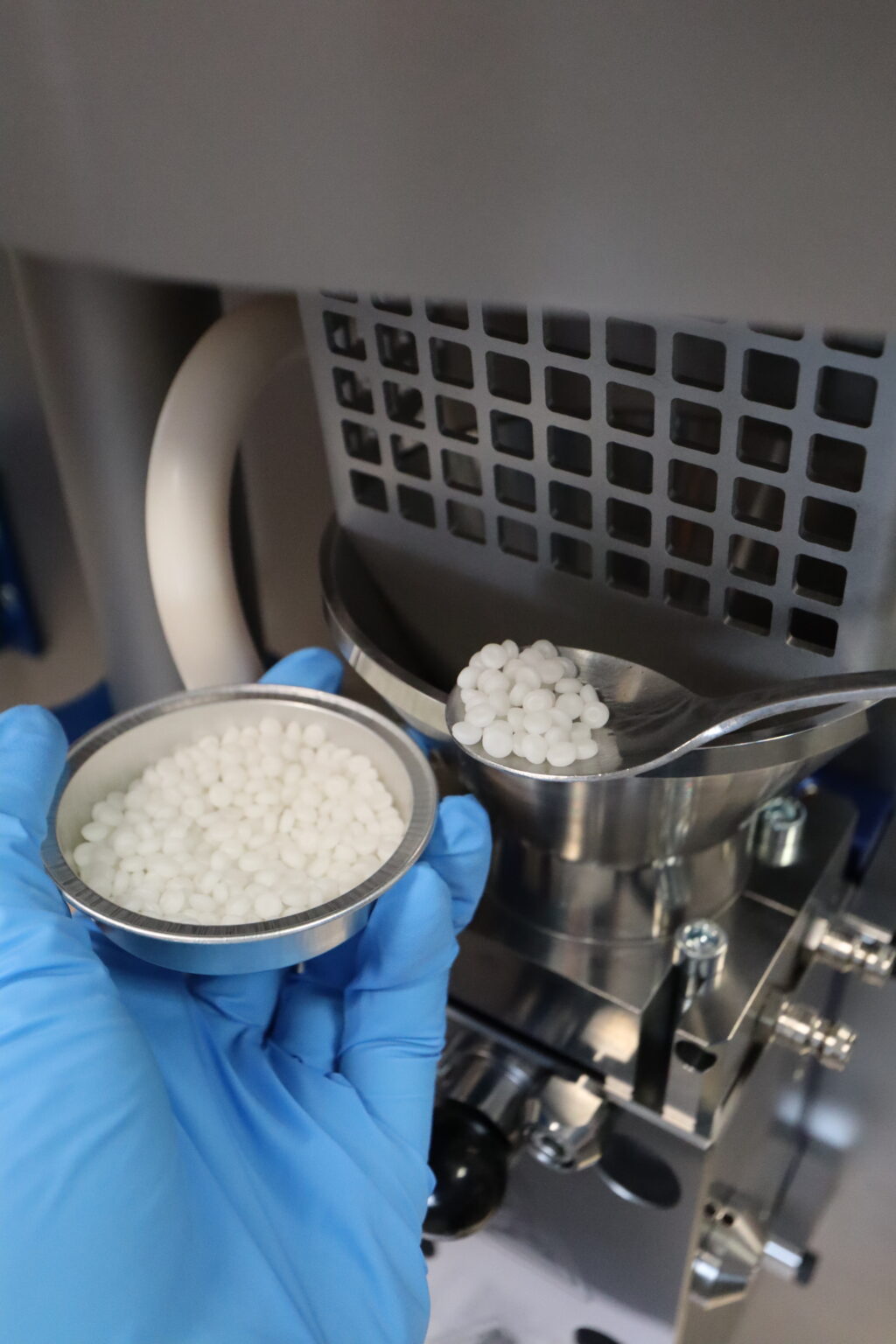 Lab-Scale Polymer Processing: The Power of Batch Micro-Compounding ...